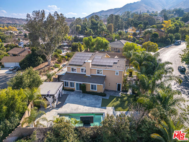 16214 Highgate Drive, Riverside CA: https://media.crmls.org/mediaz/9de9b0dd-4b9d-4665-821a-ad8b248e7129.jpg
