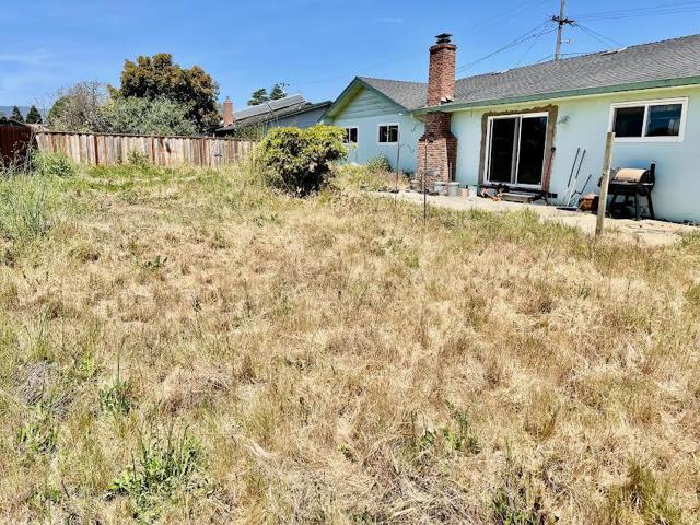 7 Valdez Lane, Watsonville CA: https://media.crmls.org/mediaz/9de9f398-bdbf-49e7-a434-8b565cb77cab.jpg