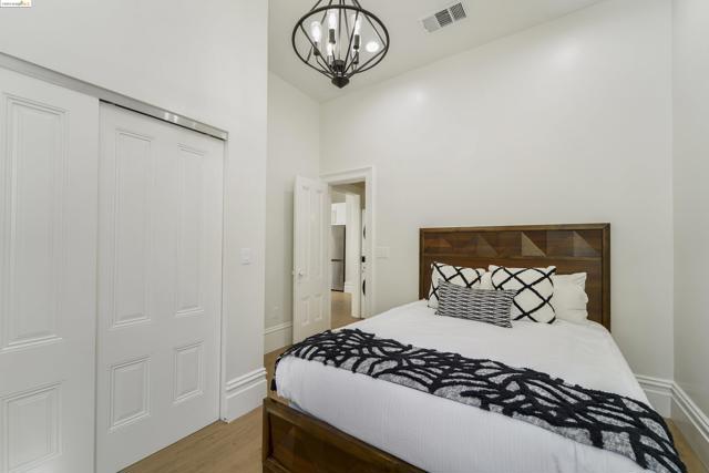 Image 30 of 57 For 1662 14th Street