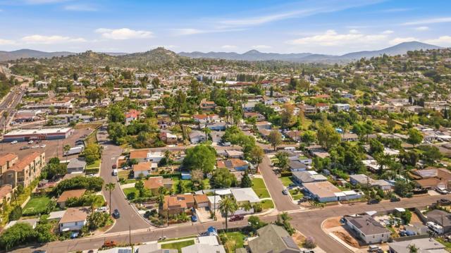 Image 35 of 38 For 4847 Parks Avenue 25