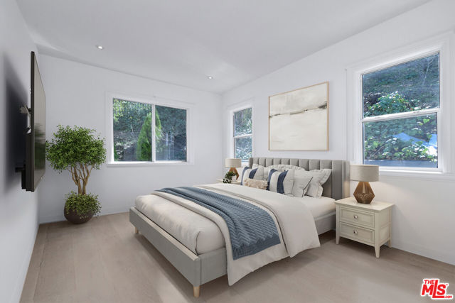 14892 Jadestone Drive, Sherman Oaks CA: https://media.crmls.org/mediaz/9deb75b4-153a-471d-8d91-39b9285f7a03.jpg