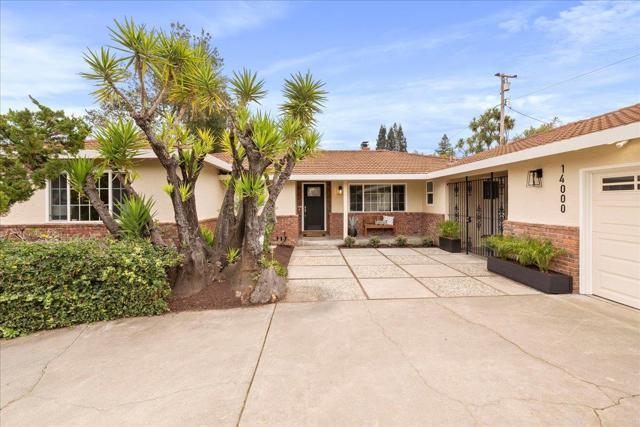 14000 Jerries Drive, Saratoga CA: https://media.crmls.org/mediaz/9debcc8a-ee31-4b76-a6d2-df312505fdb1.jpg