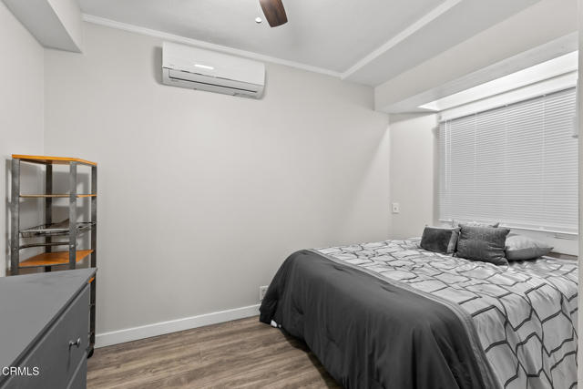 1818 New York Drive, Altadena CA: https://media.crmls.org/mediaz/9dec3ba5-0c39-46b5-b71e-a208810091b9.jpg