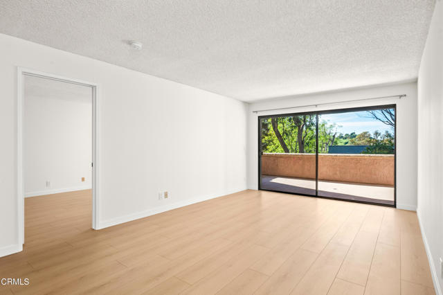 Detail Gallery Image 4 of 44 For 4499 via Marisol 113a,  Los Angeles,  CA 90042 - 2 Beds | 2 Baths