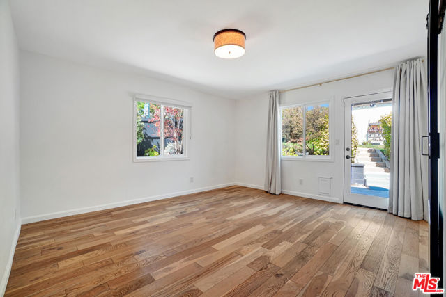 4340 W 60th Street, Los Angeles CA: https://media.crmls.org/mediaz/9dee4ef0-3f94-40ad-ae37-362fbbf79e2e.jpg