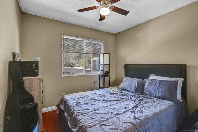 2877 47Th St, San Diego CA: https://media.crmls.org/mediaz/9df0128f-1f70-4189-931e-aff9b6dac125.jpg