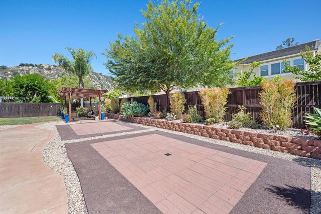 2954 Rangpur Court, Escondido CA: https://media.crmls.org/mediaz/9df08e41-49e2-4593-a7aa-237e5dbfa424.jpg