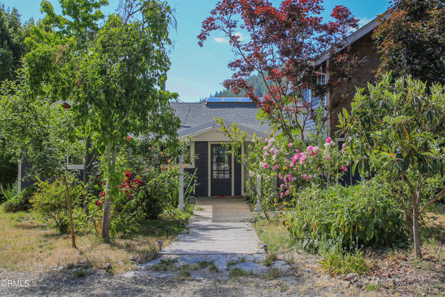 7950 Flynn Creek Road, Comptche CA: https://media.crmls.org/mediaz/9df09784-54aa-4450-9252-e72551485873.jpg