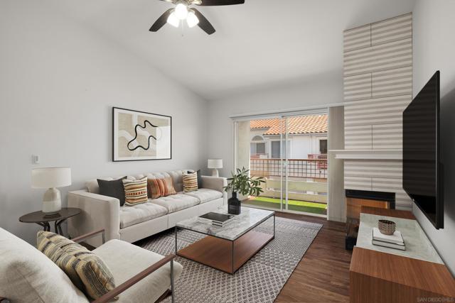500 Lands End Way, Oceanside CA: https://media.crmls.org/mediaz/9df0e677-4280-4945-b81c-655aaf40c421.jpg