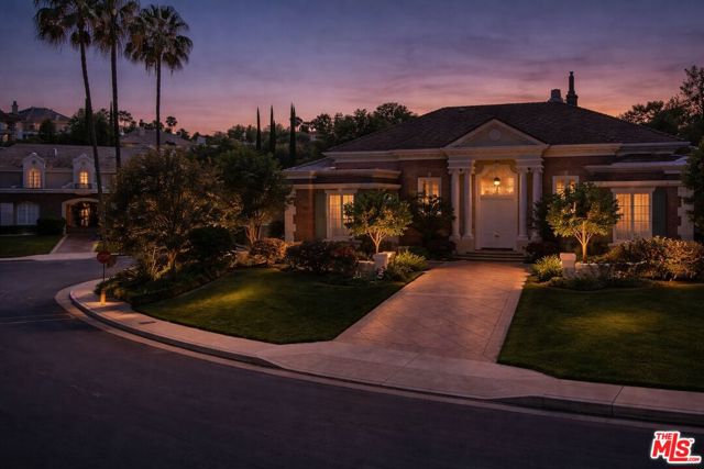 Photo of 19134 Briarfield Way, Tarzana, CA 91356