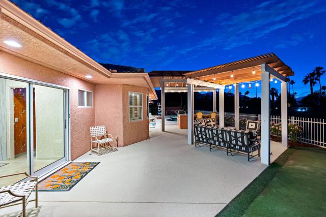 73840 Grapevine Street, Palm Desert CA: https://media.crmls.org/mediaz/9df20a06-ad98-43aa-b54e-e2a94c3d198f.jpg