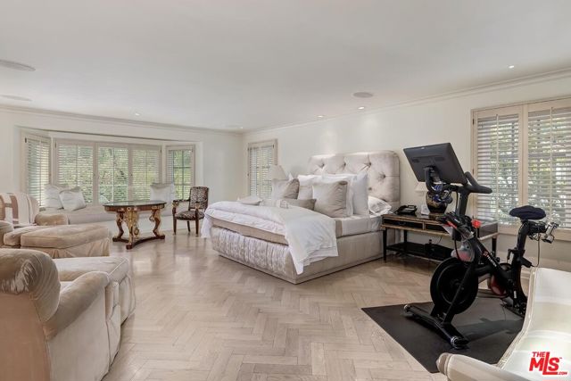 2807 Deep Canyon Drive, Beverly Hills CA: https://media.crmls.org/mediaz/9df20a59-5ff7-4a2f-82d1-8720635f1183.jpg