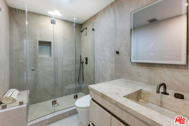 8654 Hollywood Boulevard, Los Angeles CA: https://media.crmls.org/mediaz/9df23ed4-6abf-470d-b1af-b9c7dd8949fb.jpg