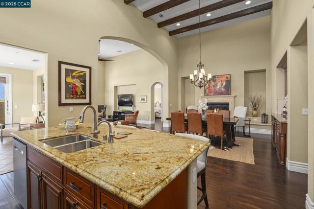 1512 Miwok Ct, Brentwood CA: https://media.crmls.org/mediaz/9df36043-8363-4fe8-9e32-6eafe6e9f255.jpg