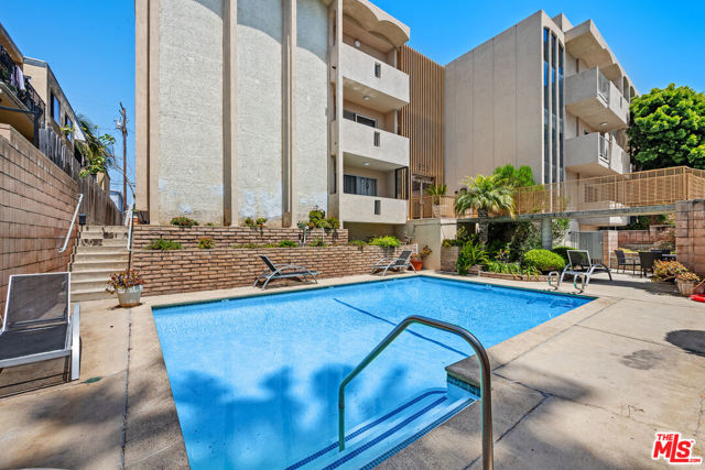 833 5th Street, 100 photo 21