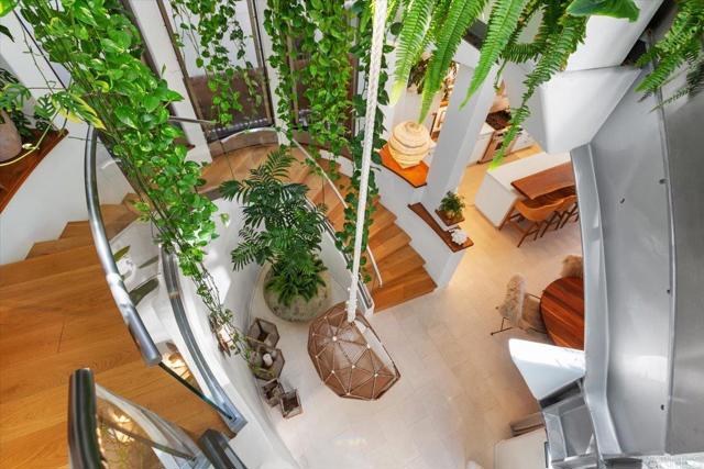 Detail Gallery Image 24 of 57 For 3709 Ocean Front Walk, San Diego,  CA 92109 - 3 Beds | 3/1 Baths