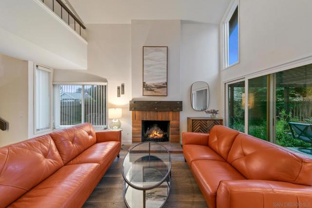 1554 Traveld Way, Encinitas CA: https://media.crmls.org/mediaz/9df5fc68-b047-4081-afb1-3c62755851b1.jpg