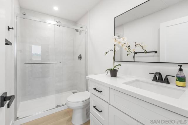 Image 11 of 23 For 5727 Lauretta St