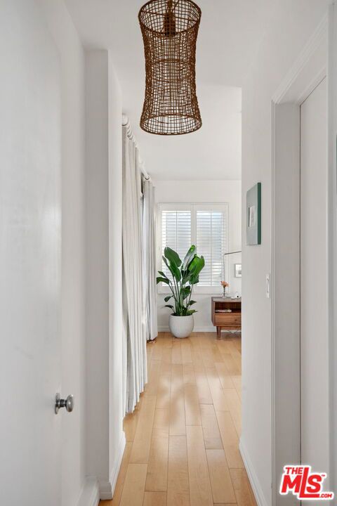 626 Pacific Street, Santa Monica CA: https://media.crmls.org/mediaz/9df71e90-21f4-45be-a486-1eb5c57791d6.jpg