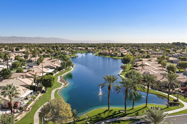 48543 Via Encanto, La Quinta CA: https://media.crmls.org/mediaz/9df845b8-58de-4d54-82a5-0760679ba7c0.jpg