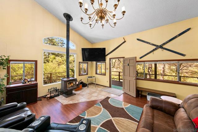 305 Los Huecos, Mount Laguna CA: https://media.crmls.org/mediaz/9df90bca-2a78-47b5-9fe0-c5a3ef75af6b.jpg