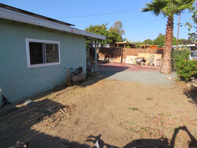 4021 Cherry Blossom Street, National City CA: https://media.crmls.org/mediaz/9df935c0-616b-4f7d-bbaa-192f767df725.jpg
