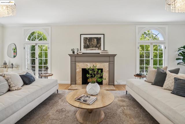 6051 MARGARIDO Dr, Oakland CA: https://media.crmls.org/mediaz/9df9916b-4b3a-44c0-a8d7-43601794ce03.jpg