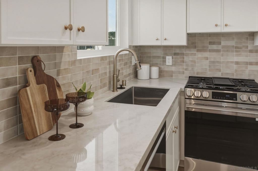 5066 St - photo 13
