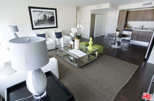 3460 W 7th Street, Los Angeles CA: https://media.crmls.org/mediaz/9dfb72d2-d9bb-4441-a6ef-224520e4d821.jpg