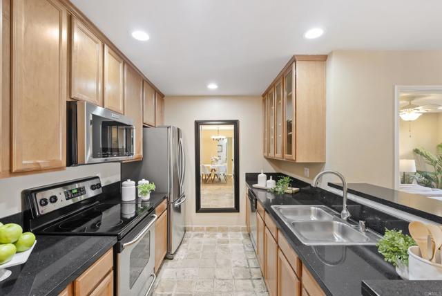 Detail Gallery Image 6 of 32 For 7130 Shoreline Dr #1103,  San Diego,  CA 92122 - 2 Beds | 2 Baths