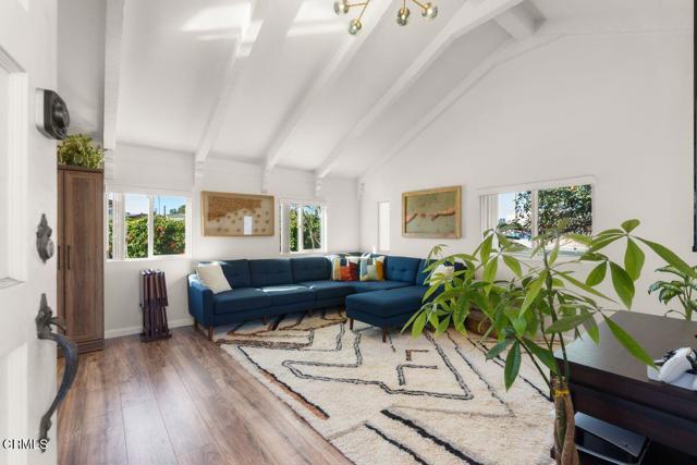 Detail Gallery Image 5 of 65 For 2764 Petit St, Camarillo,  CA 93012 - 2 Beds | 2 Baths