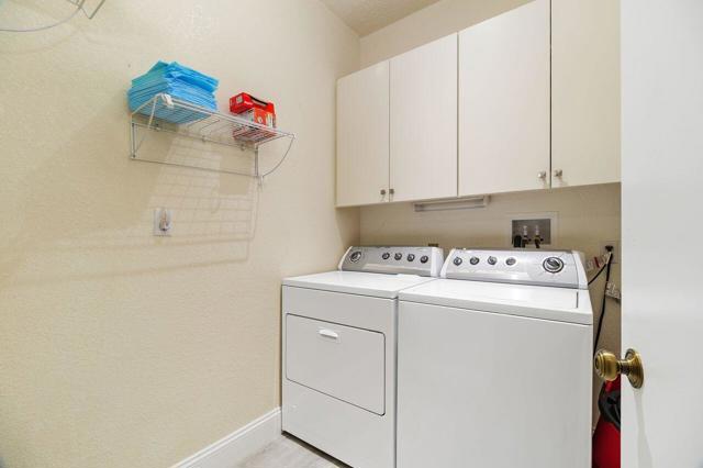 10321 Sunningdale Drive, Rancho Mirage CA: https://media.crmls.org/mediaz/9dfcd979-6912-4b15-8744-767336b41025.jpg