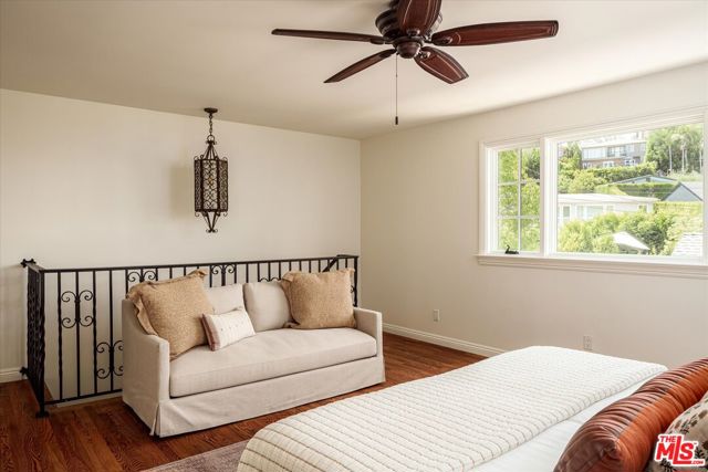 2064 Ames Street, Los Angeles CA: https://media.crmls.org/mediaz/9dfdd366-3145-4de4-8c2c-2194f7e00aab.jpg