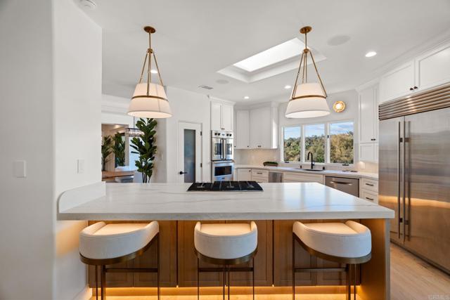 Detail Gallery Image 17 of 58 For 528 Flores De Oro, Rancho Santa Fe,  CA 92067 - 5 Beds | 4 Baths