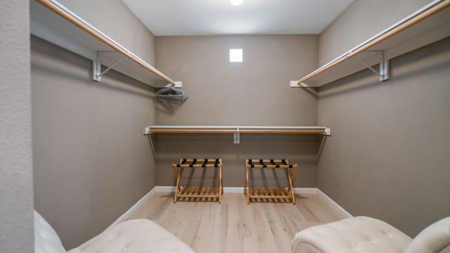 6946 Lennox Avenue, Yucca Valley CA: https://media.crmls.org/mediaz/9dffacec-3a0b-4a20-a2ef-16204aefc4dc.jpg