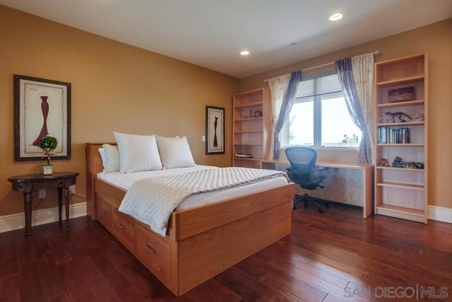 Image 31 of 43 For 1690 Gascony Rd