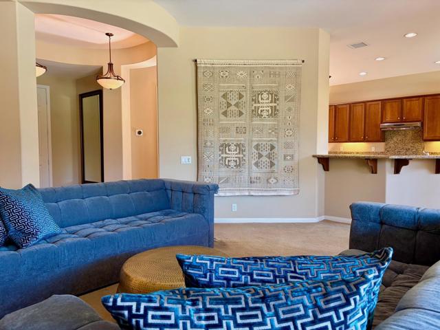 35373 Vista Montana Court, Cathedral City CA: https://media.crmls.org/mediaz/9e018d26-1277-4286-9f37-d29752c43a61.jpg