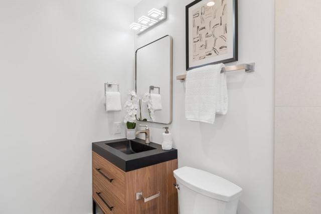 120 Abelia Way, East Palo Alto CA: https://media.crmls.org/mediaz/9e038904-21a7-4291-8c87-5f4a5ac758d0.jpg