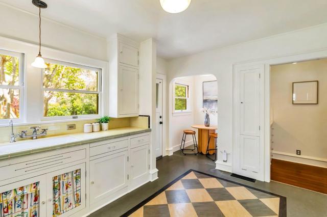 797 Pershing Avenue, San Jose CA: https://media.crmls.org/mediaz/9e03d72b-4096-4a53-98db-4482df0c2c97.jpg
