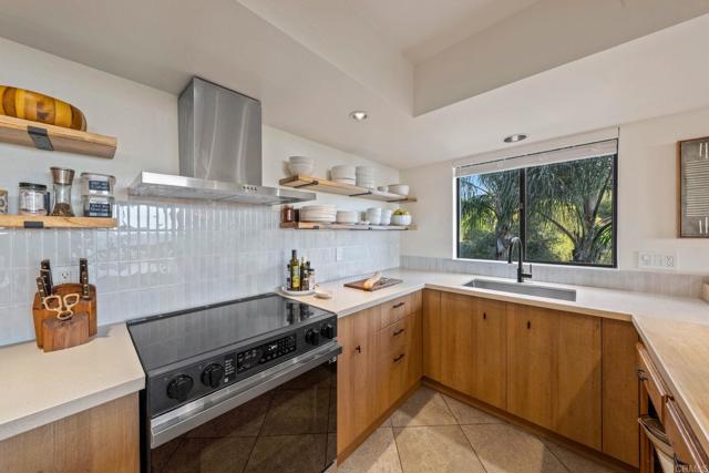 Home for Sale in Valley Center
