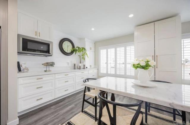 Detail Gallery Image 5 of 28 For 157 Horizon Ln, Oceanside,  CA 92056 - 2 Beds | 2 Baths