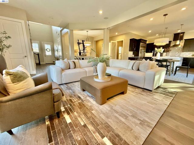 1500 Arroyo Rd, Livermore CA: https://media.crmls.org/mediaz/9e05edb4-9493-44d2-bc11-6960e7ad22cb.jpg