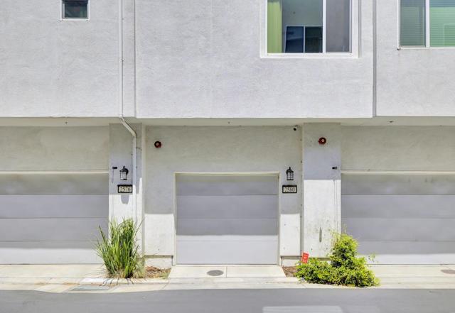 2580 Gimelli Way, San Jose CA: https://media.crmls.org/mediaz/9e062661-889f-4da6-8c7a-5f6658444cfb.jpg