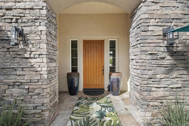 50 Toscana E Way, Rancho Mirage CA: https://media.crmls.org/mediaz/9e0640c4-d3e1-4bfe-8d3a-d6ffc95524d1.jpg