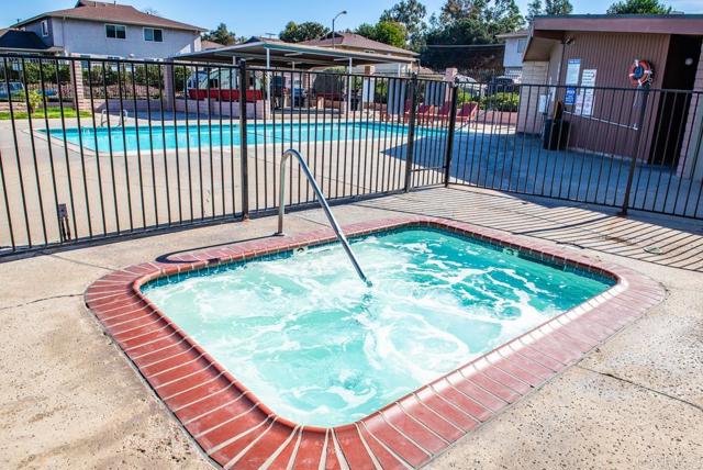 Home for Sale in Lakeside