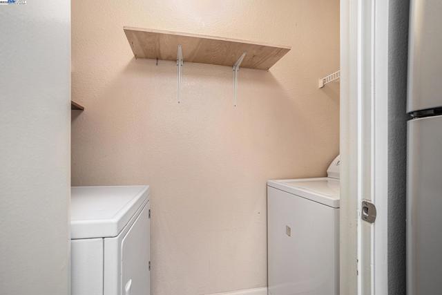 705 WATSON CANYON CT, San Ramon CA: https://media.crmls.org/mediaz/9e0745c0-b97d-4fd1-945a-16f4381e5634.jpg