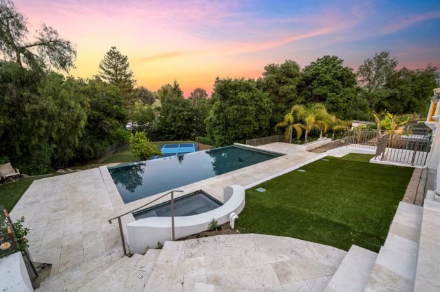 12690 Dianne Drive, Los Altos Hills CA: https://media.crmls.org/mediaz/9e075c3d-73be-4264-8822-8f1b282b8f60.jpg