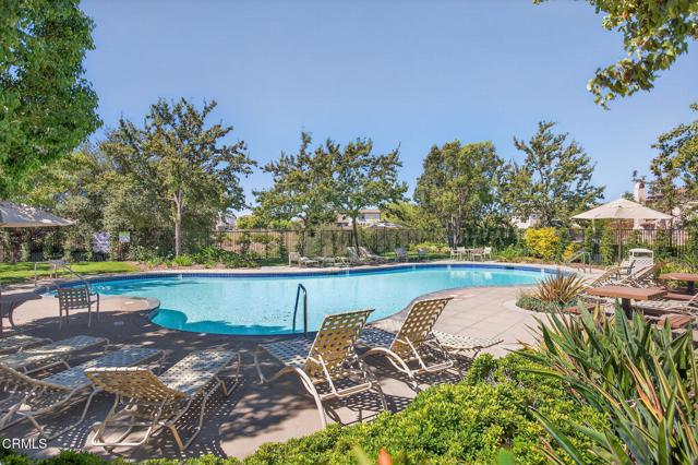 6573 Pinnacle Court, Moorpark CA: https://media.crmls.org/mediaz/9e07e9e1-9672-432b-990c-623b388c83ce.jpg