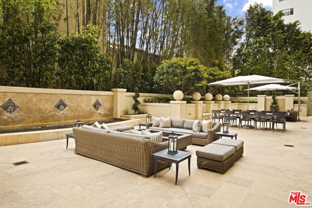 10727 Wilshire Boulevard, Los Angeles CA: https://media.crmls.org/mediaz/9e080c89-430f-419e-ba3c-04018d396b49.jpg