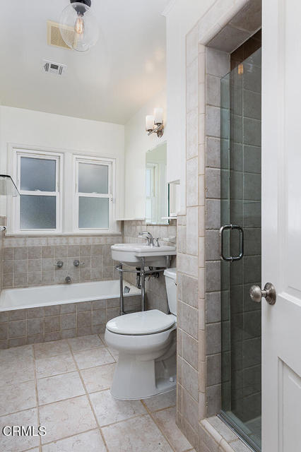 196 Malcolm Drive Drive, Pasadena CA: https://media.crmls.org/mediaz/9e08352c-9d2b-4292-b86a-b392161d7302.jpg